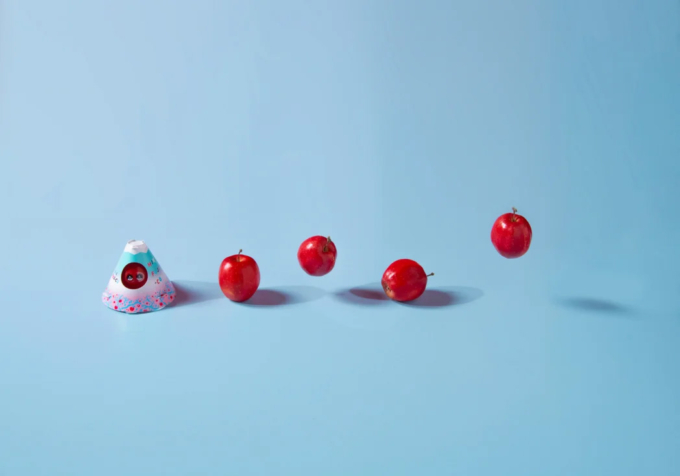 SANNOWA inc. “Mini Fuji-co” – Package Design by bebop / 「ミニフジコ」パッケージ（1個入）